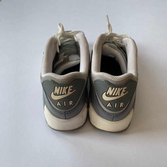 NIKE AIRMAX 90 - Picture 4 of 7